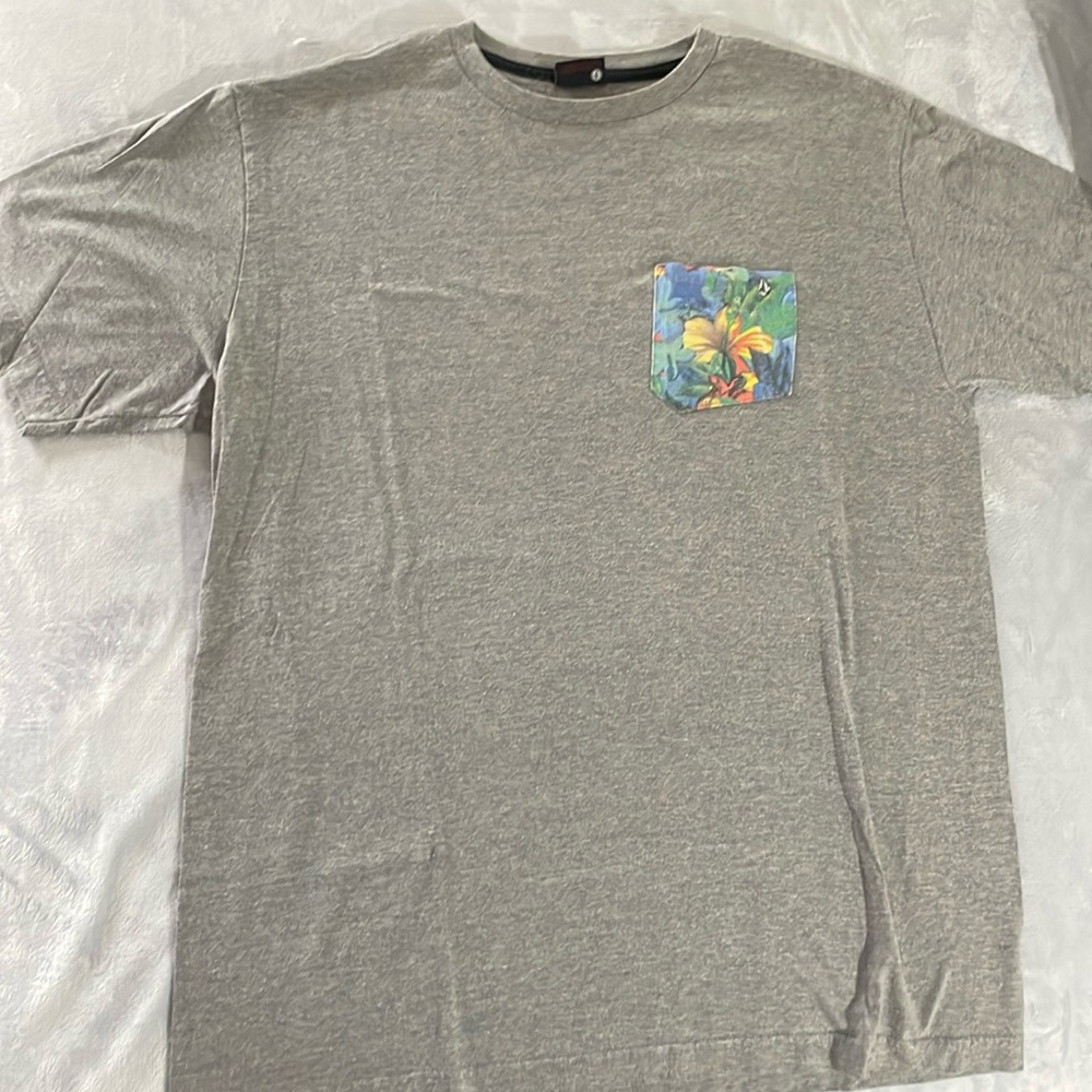 Volcom pocket t shirt floral pattern xl